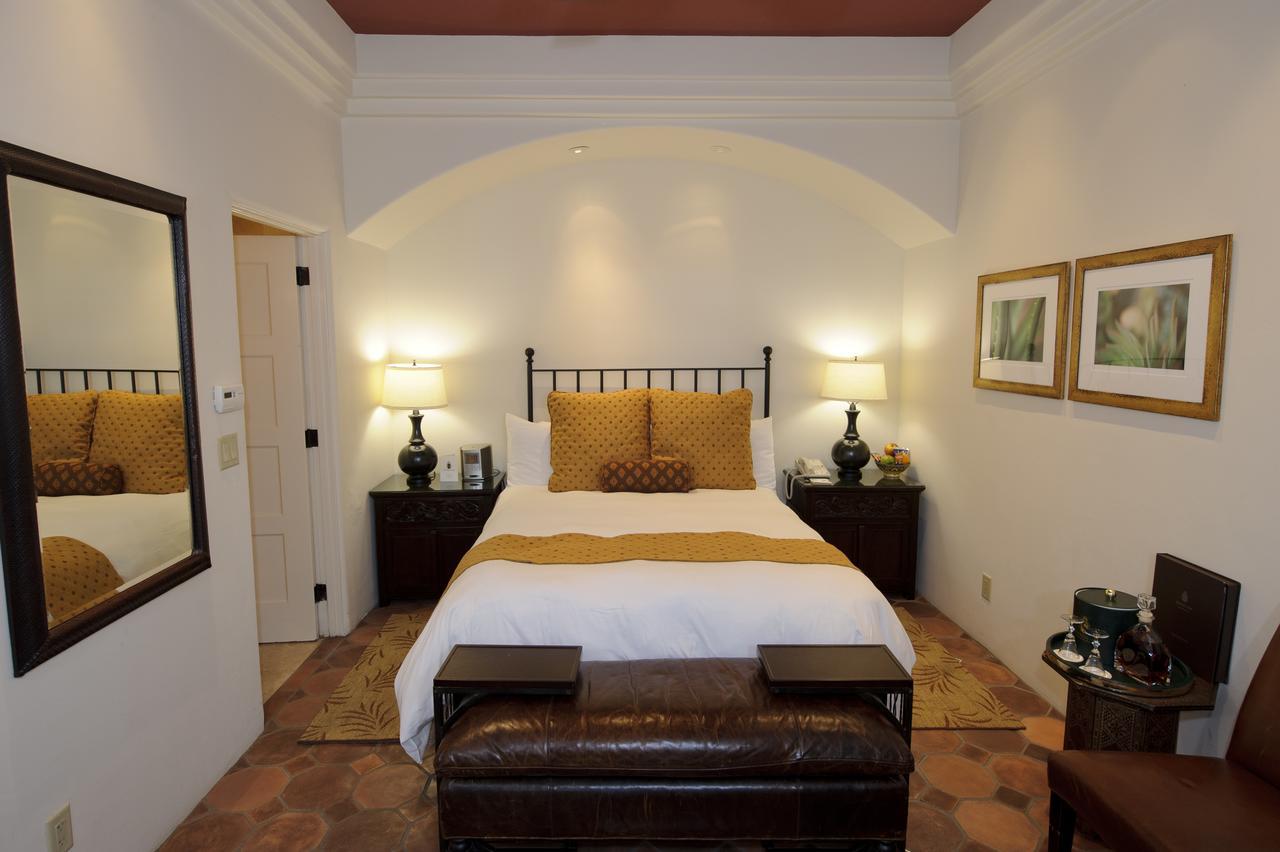 Cypress Inn Carmel-by-the-Sea Екстер'єр фото