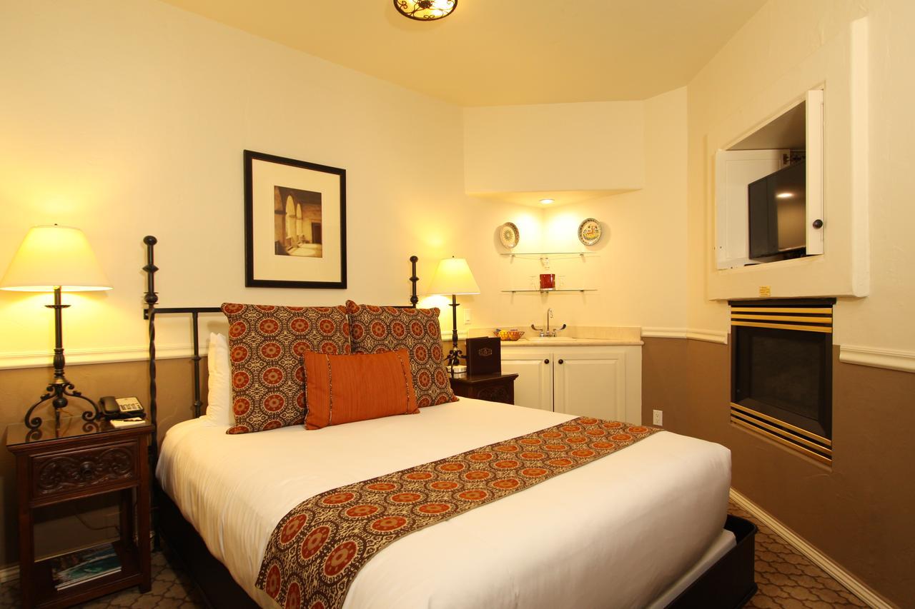 Cypress Inn Carmel-by-the-Sea Екстер'єр фото